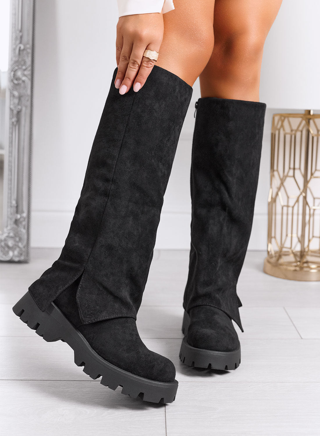 Black knee-high suede-look boots with chunky sole and zip closure for women