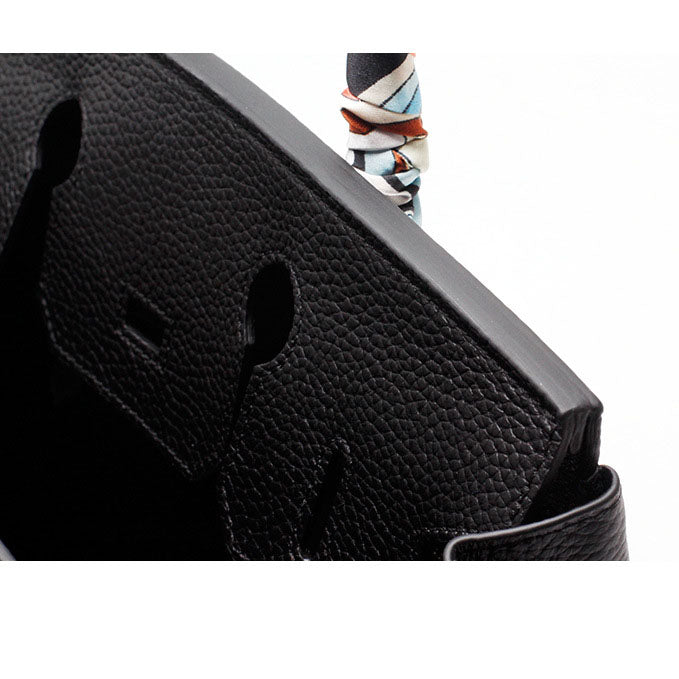 black-structured-scarf-handle-lock-tote8