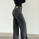 low-rise-parallel-jeans-black-grey3