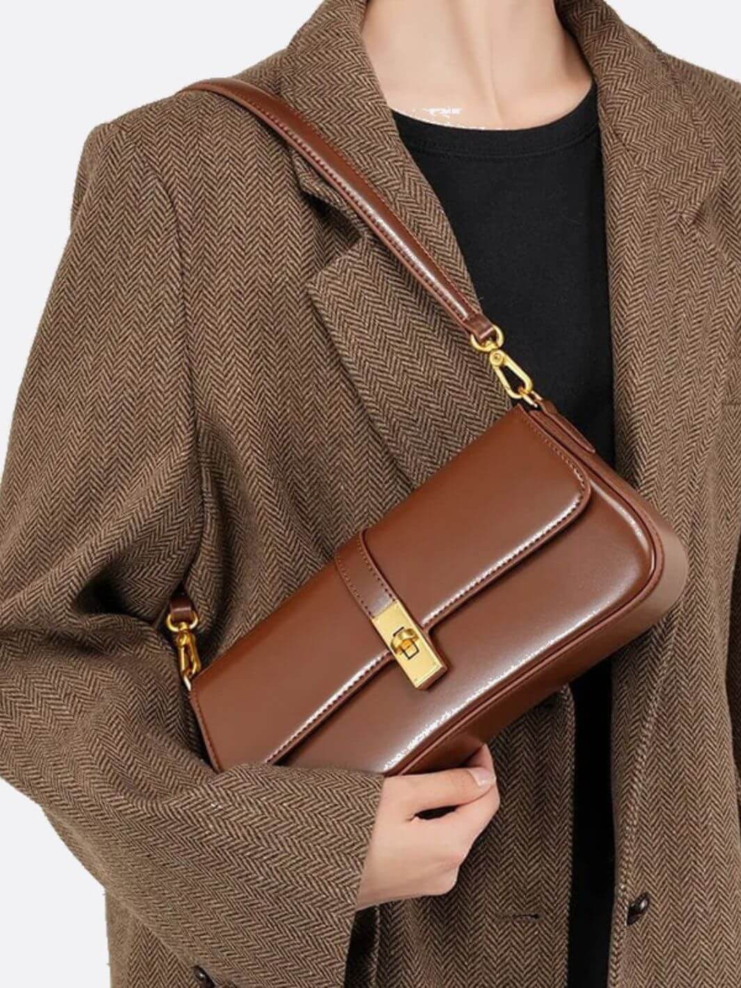 sophia-grace-brown-vintage-baguette-bag-gold-clasp-shoulder-strap12